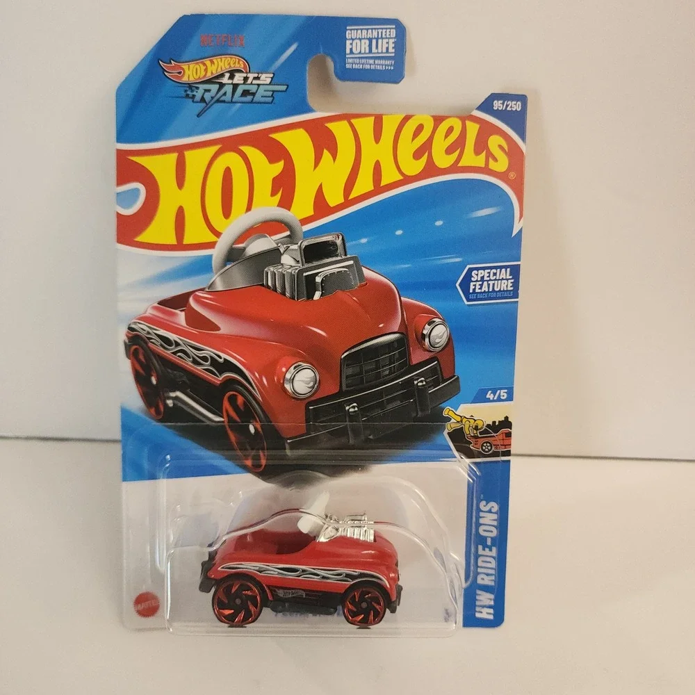 Hot Wheels Pedal Driver HW Ride-Ons Red 95/250‎ Netflix Lets Race Treasure Hunt